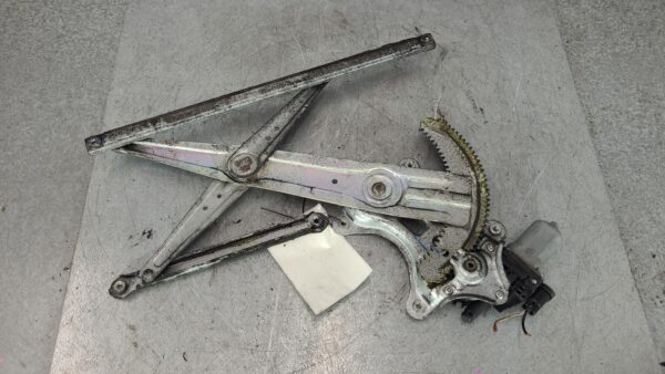 MITSUBISHI TRITON 2006-2015 RIGHT FRONT WINDOW REG/MOTOR ML-MN, POWER, 07/06-04/ - Image 4