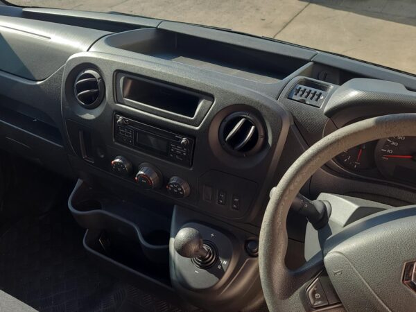 RENAULT MASTER 2011-2025 RIGHT GUARD LINER X62, 09/11- - Image 10