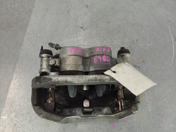 VOLKSWAGEN CRAFTER 2007-2017 CALIPER RH FRONT, SINGLE WHEEL TYPE, 02/07-07/17 - Image 3