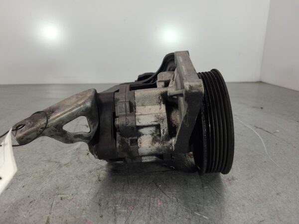 MERCEDES SPRINTER 2009-2011 STEERING PUMP DIESEL, 2.1, NCV3, 09/09-01/11 - Image 4
