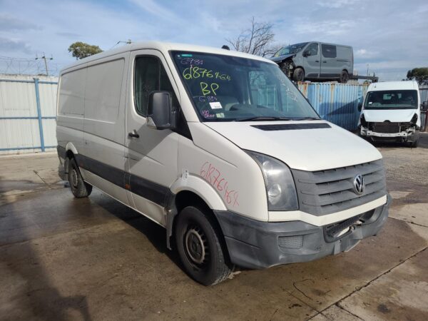 VOLKSWAGEN CRAFTER 2007-2017 CALIPER RH FRONT, SINGLE WHEEL TYPE, 02/07-07/17 - Image 8