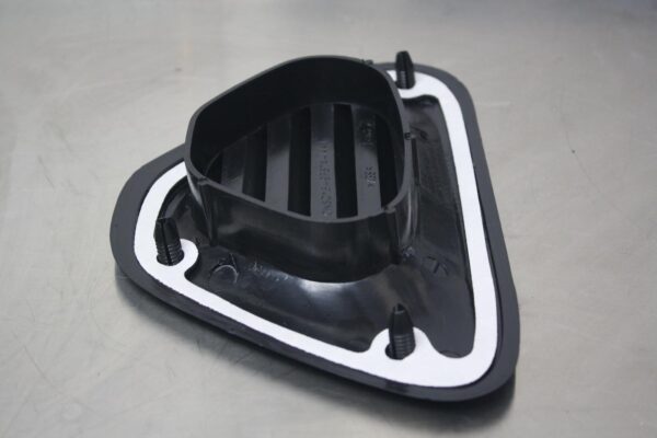 FORD TRANSIT 1996-2000 LEFT GUARD VF-VG GUARDS PLASTIC VENT ONLY  05/96-09/00 - Image 5