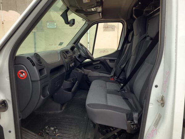 RENAULT MASTER 2011-2024 DOOR HINGE/RUNNER UPPER, RH BARN DOOR, X62, 09/11- - Image 10