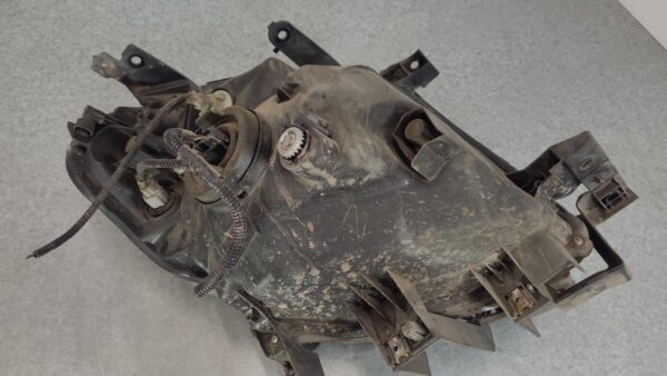 FORD RANGER 2011-2015 LEFT HEADLAMP PX SERIES 1, XL/XLS/WILDTRAK, BLACK INSERT T - Image 4