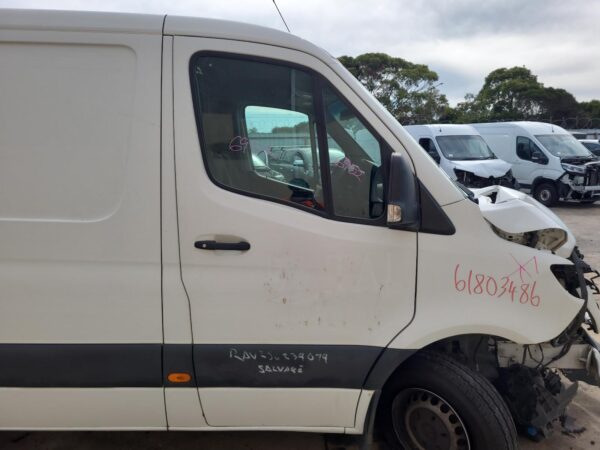 MERCEDES SPRINTER 2018-2022 INTERCOOLER INTERCOOLER HOSE, INTERCOOLER TO THROTTL - Image 6