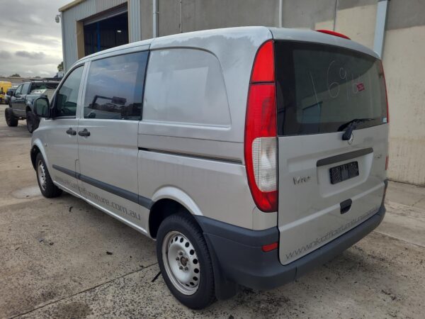 MERCEDES VITO 2004-2013 DOOR HINGE/RUNNER RH SLIDING DOOR ROLLER (UPPER), VAN, 6 - Image 5