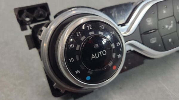 RENAULT TRAFIC 2015-2024 HEATER/AC CONTROLS CLIMATE CONTROL TYPE, X82, 01/15- - Image 13