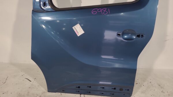 RENAULT TRAFIC 2015-2025 LEFT FRONT DOOR X82, 01/15- - Image 3