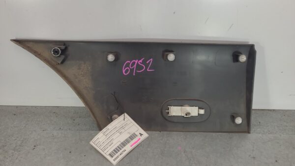 MERCEDES SPRINTER 2018-2024 BODY/DOOR MOULD VS30, VAN, LH QUARTER PANEL MOULD (F - Image 3