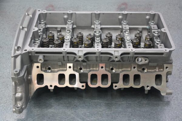 FORD TRANSIT 2006-2011 CYLINDER HEAD DIESEL, 2.4, W/O BYPASS FILTER TYPE, VM, 07 - Image 2