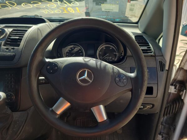 MERCEDES VITO 2011-2015 BONNET RELEASE 639 MY11 02/11-02/15 - Image 25