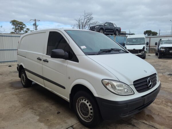 MERCEDES VITO 2004-2015 DOOR TRIM LH FRONT, 639, 04/04-02/15 - Image 9