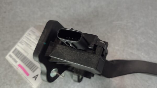 LDV DELIVER 9 2020-2024 PEDAL ASSEMBLY ACCELERATOR, AUTO T/M, 07/20- - Image 8