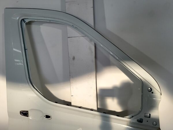 LDV DELIVER 9 2020-2025 RIGHT FRONT DOOR 07/20- - Image 2