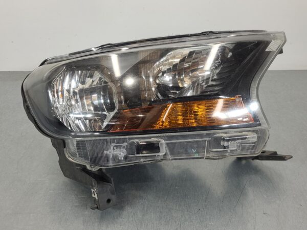 FORD RANGER 2015-2022 RIGHT HEADLAMP PX SERIES 2, XL/XLS/XLT, W/ AMBER FLASHER T