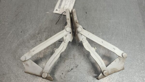 MERCEDES SPRINTER 2006-2018 BONNET HINGE/STRUT HINGES (PAIR), VAN, 10/06- - Image 4