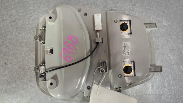 LDV DELIVER 9 2020-2024 COURTESY LIGHT FRONT, 07/20- - Image 52