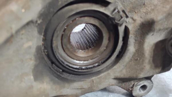 RENAULT TRAFIC 2004-2014 RIGHT FRONT HUB ASSEMBLY X83, 04/04-12/14 - Image 6