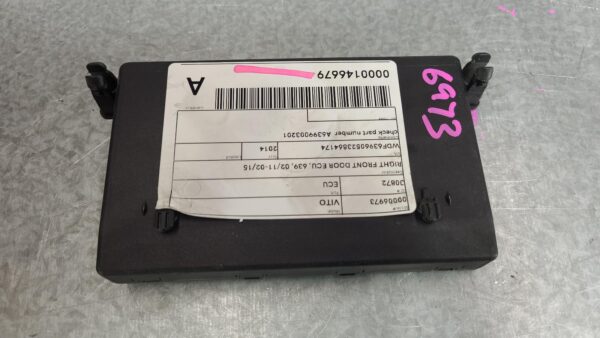 MERCEDES VITO 2011-2015 ECU RIGHT FRONT DOOR ECU, 639, 02/11-02/15 - Image 3