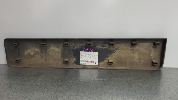 RENAULT TRAFIC 2004-2014 BODY/DOOR MOULD DOOR MOULD, RH FRONT, X83, VAN 04/04-12 - Image 2