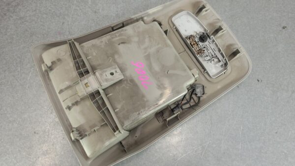 FORD TRANSIT CUSTOM 2013-2023 COURTESY LIGHT VN, 09/13-08/23 - Image 4