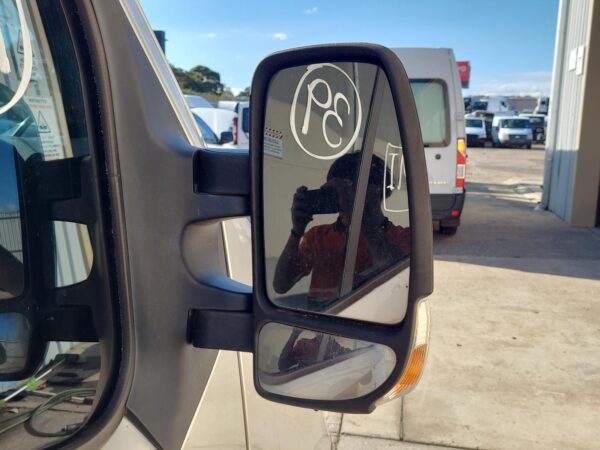 RENAULT MASTER 2011-2024 BODY/DOOR MOULD LH BARN DOOR, X62, 09/11- - Image 7