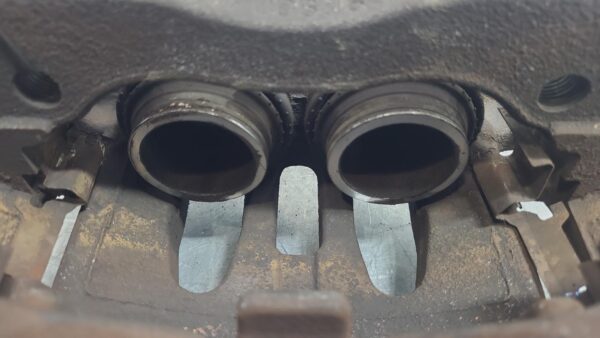 MERCEDES SPRINTER 2006-2018 CALIPER RH FRONT, NCV3, SINGLE WHEEL, 10/06-04/18 - Image 5