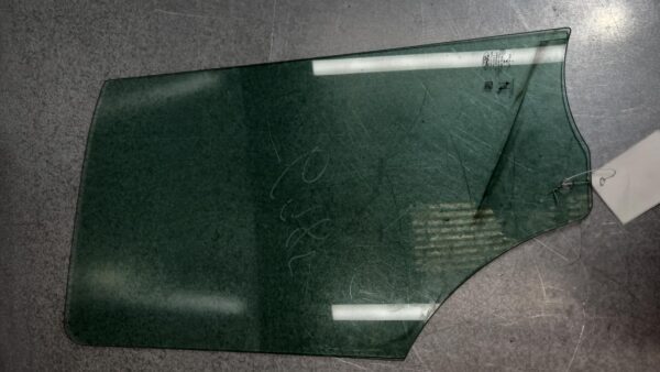 FORD TRANSIT 2014-2025 LEFT FRONT DOOR WINDOW VO, 02/14- - Image 2