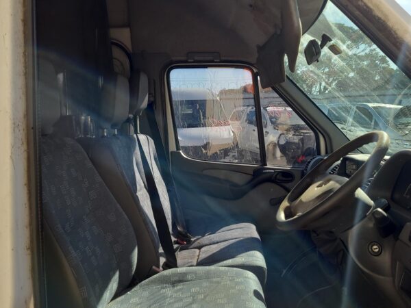 MERCEDES SPRINTER 1998-2006 MUD FLAPS LH REAR, 02/98-2006 - Image 10