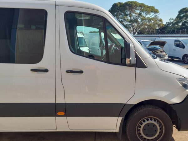 MERCEDES SPRINTER 2018-2025 WASHER BOTTLE VS30, 05/18- - Image 8