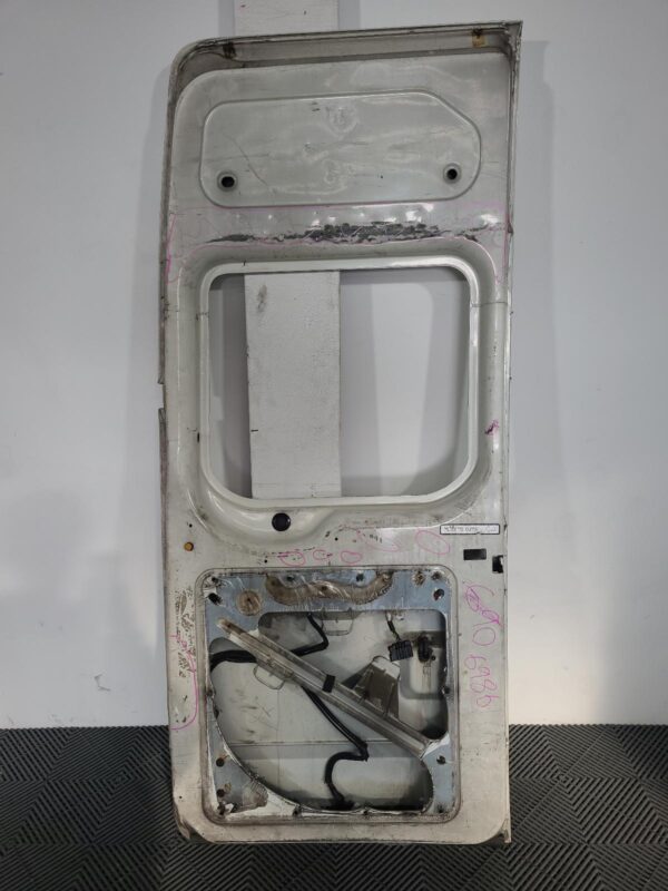 FORD TRANSIT 2000-2006 BOOTLID/TAILGATE BACK DOOR (RH DOOR), VH-VJ, MID ROOF TYP - Image 23