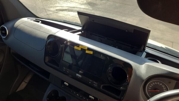 MERCEDES SPRINTER 2018-2024 DOOR HINGE/RUNNER RH FRONT DOOR (UPPER), VAN/CAB CHA - Image 106