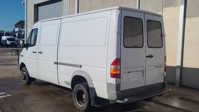 MERCEDES SPRINTER 2000-2006 RIGHT FRONT DOOR VAN, 05/00-10/06 - Image 106