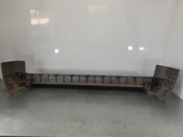 MERCEDES SPRINTER 2000-2006 REAR BUMPER VAN, 05/00-10/06 - Image 7