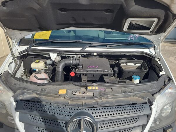 MERCEDES SPRINTER 2006-2018 CARPET VAN 10/06-04/18 - Image 93