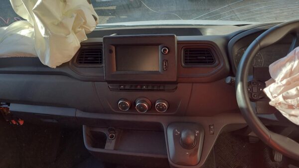 RENAULT MASTER 2020-2025 TRIM PANEL X62, AIR VENT ON DASH (LH INNER SIDE), 02/20 - Image 10