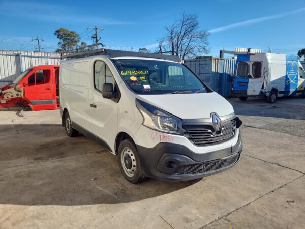 RENAULT TRAFIC 2015-2022 STEERING WHEEL VINYL, X82, 01/15-09/22 - Image 18