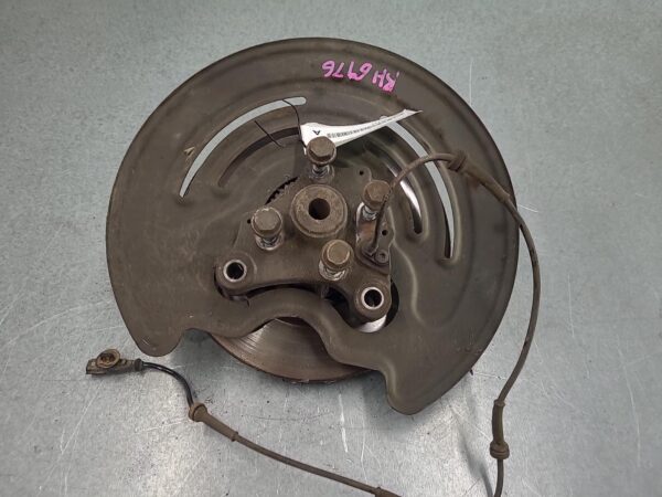 RENAULT TRAFIC 2004-2014 RIGHT REAR HUB ASSEMBLY X83, 04/04-12/14 - Image 2