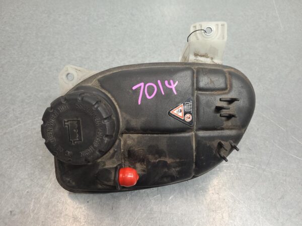 MERCEDES VITO 2015-2025 OVERFLOW BOTTLE 447, 03/15- - Image 23