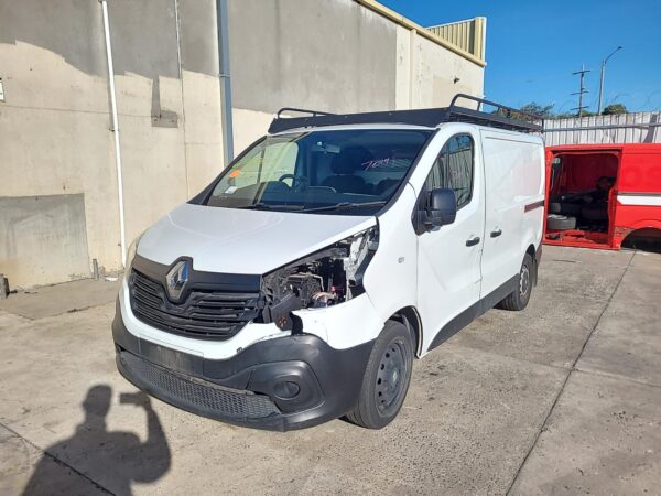 RENAULT TRAFIC 2015-2022 STEERING WHEEL VINYL, X82, 01/15-09/22 - Image 12