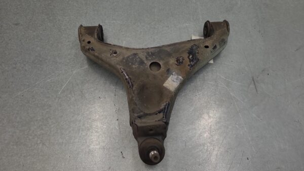 MERCEDES SPRINTER 2006-2018 LEFT FRONT LOWER CONTROL ARM DUAL WHEEL TYPE, NCV3, - Image 2