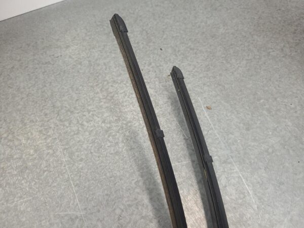 MERCEDES SPRINTER 2018-2025 WIPER ARM VS30, FRONT (PAIR), 05/18- - Image 11