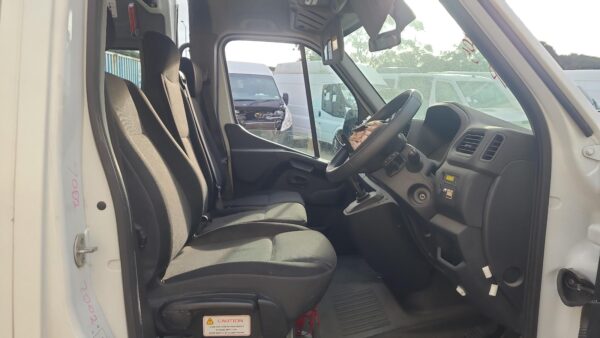 RENAULT MASTER 2011-2025 RIGHT REAR SIDE GLASS X62, 09/11- - Image 21