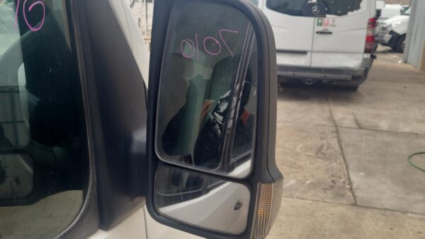 MERCEDES SPRINTER 2018-2025 RIGHT FRONT DOOR WINDOW VS30, 05/18- - Image 17