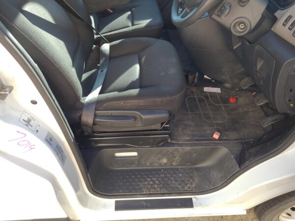 RENAULT TRAFIC FRONT BAR BRKT/REINFORCEMENT BUMPER TO GUARD BRACKET (RH SIDE), X - Image 31