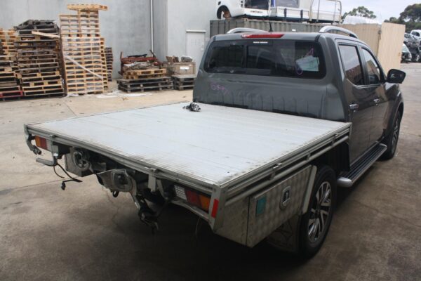 NISSAN NAVARA 2015-2023 REAR DIFF ASSEMBLY NP300, NON DIFF LOCK, COIL SPRING TYP - Image 22