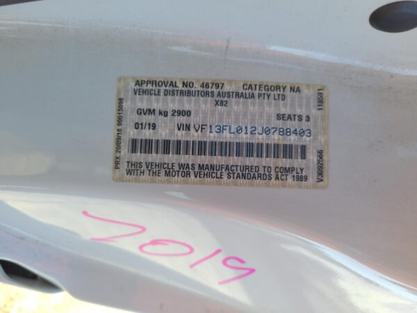 RENAULT TRAFIC BODY SEAL RUBBER LH SLIDING DOOR RUBBER SEAL, X82, 01/15- 15 16 1 - Image 20