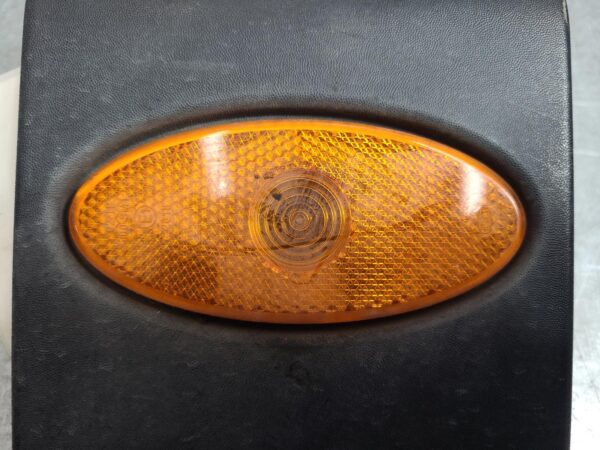 RENAULT MASTER 2011-2024 BODY/DOOR MOULD RH FRONT (NEXT TO FRONT DOOR), W/ REPEA - Image 2