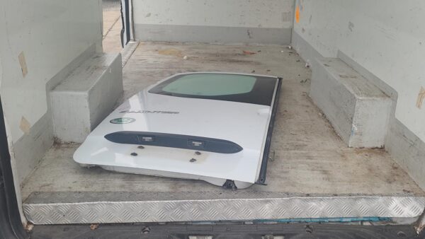 MERCEDES SPRINTER 2018-2025 RIGHT FRONT DOOR WINDOW VS30, 05/18- - Image 22