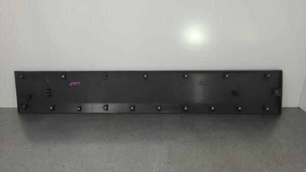 FORD TRANSIT 2014-2024 BODY/DOOR MOULD VO, SLIDING DOOR LOWER MOULDING (LH SIDE) - Image 14